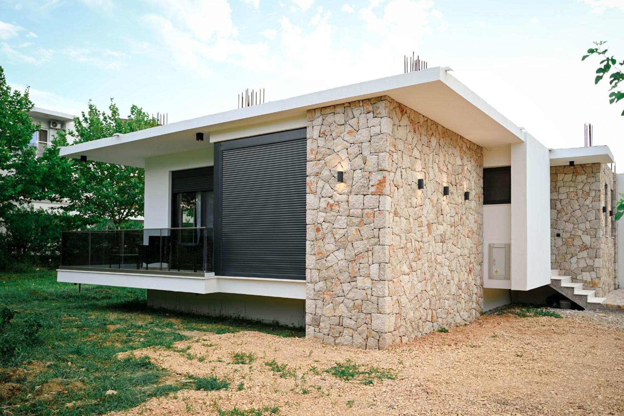 B&B Lovac Hasa 2 울친 외부 사진