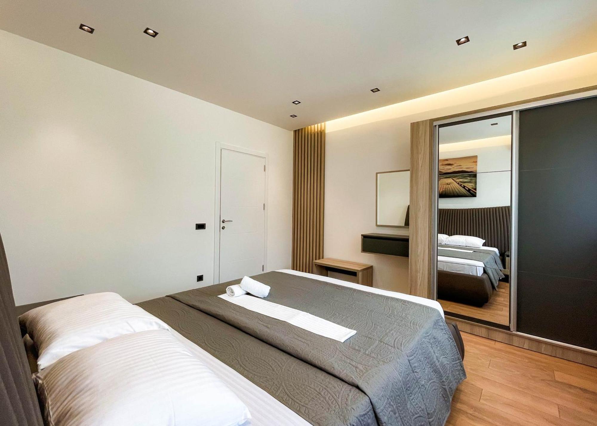 B&B Lovac Hasa 2 울친 외부 사진