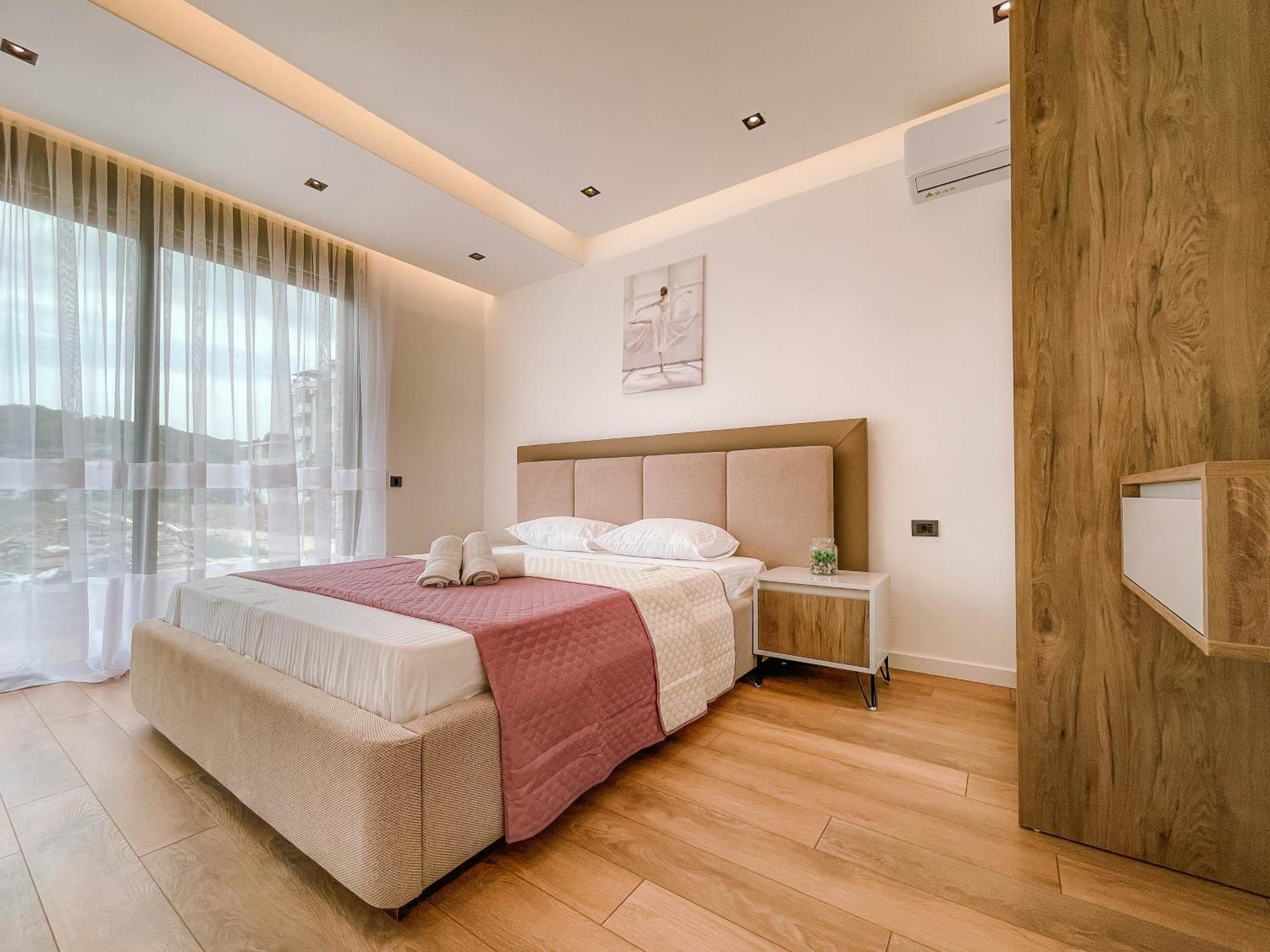 B&B Lovac Hasa 2 울친 외부 사진