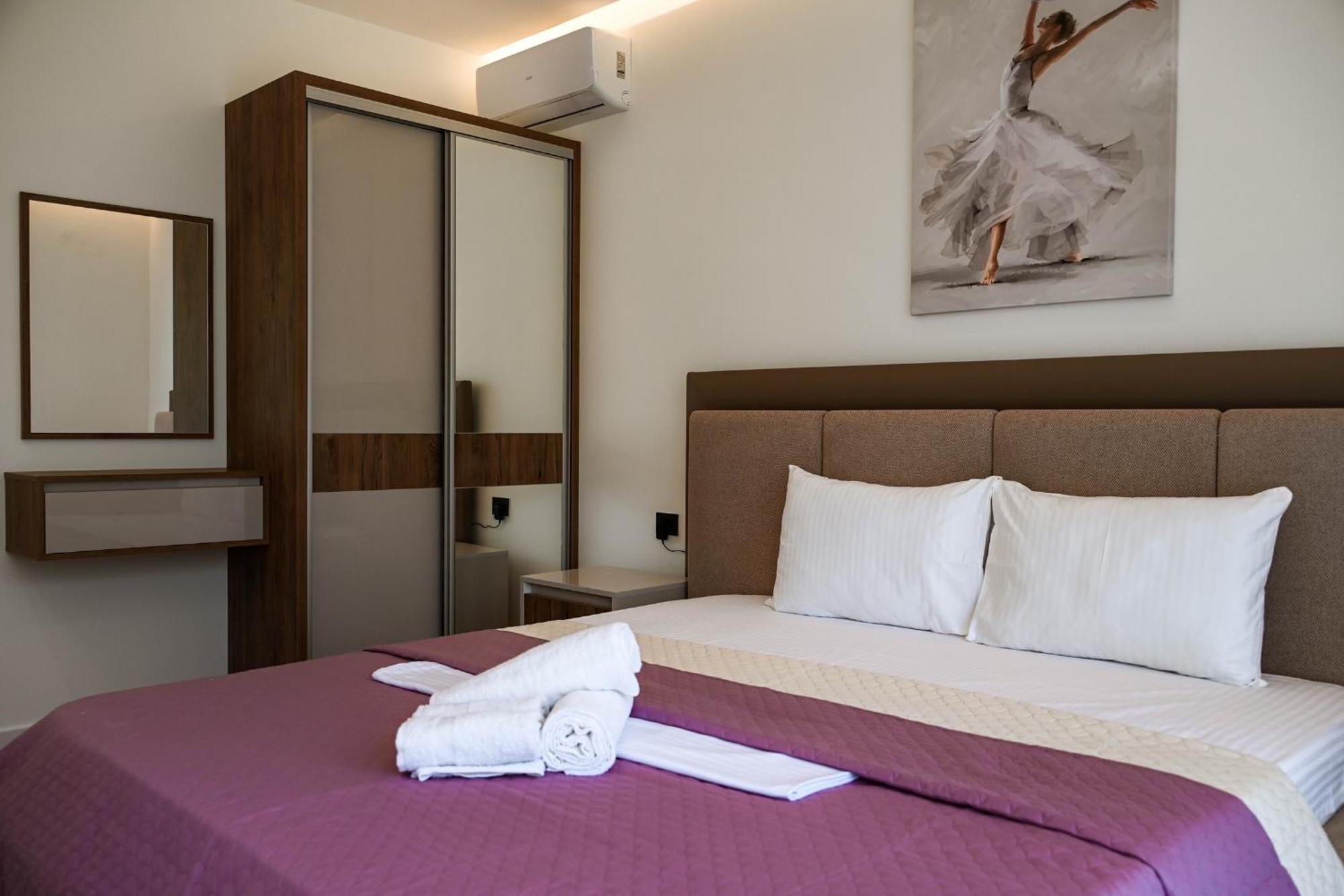 B&B Lovac Hasa 2 울친 외부 사진
